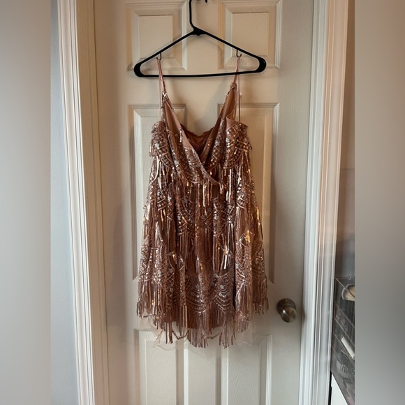 SouthernFriedChics Star Of The Show Fringe Adjustable Strap Dress Blush XL NWT - Picture 2 of 4